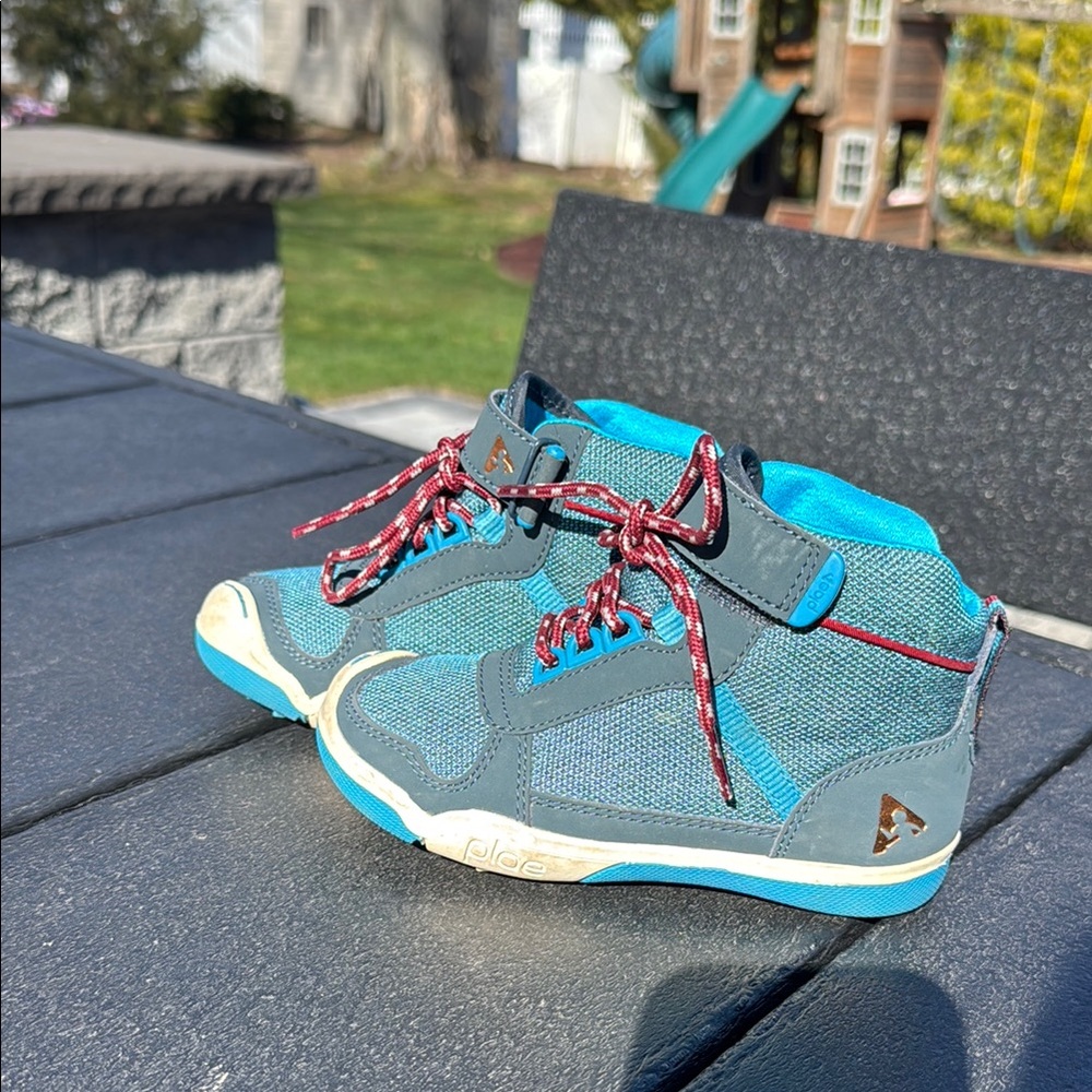 PLAE Kids Boots in Teal and Gray